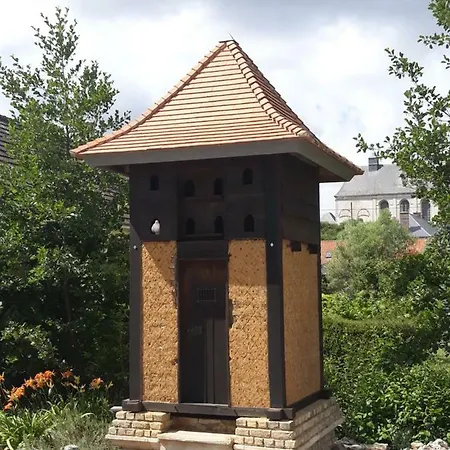 Au Colombier Des Arteaux *