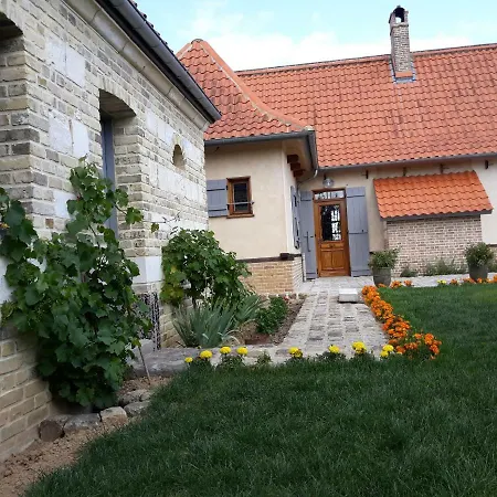 Au Colombier Des Arteaux Сasa de vacaciones *