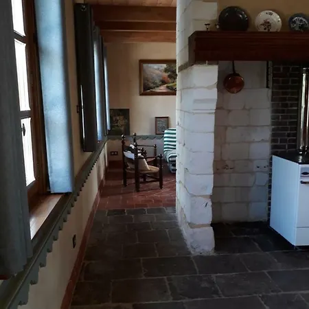 Au Colombier Des Arteaux